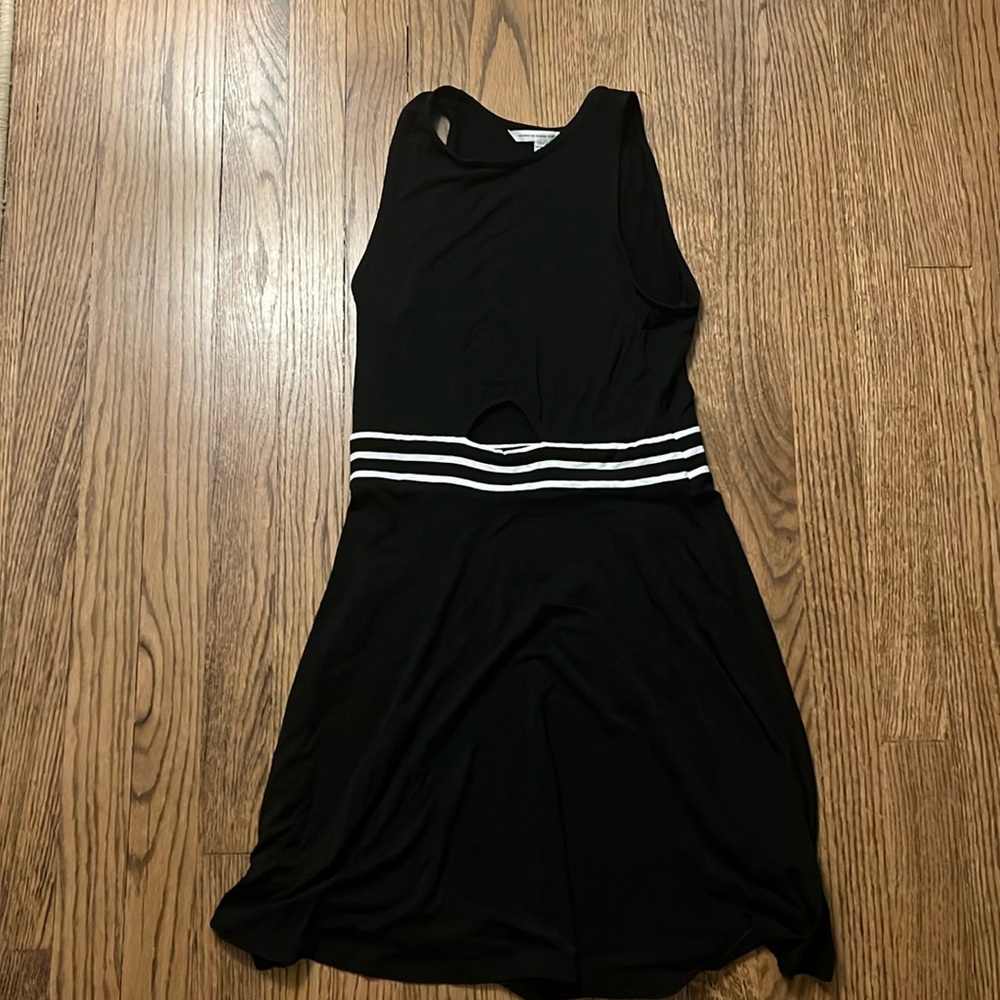 American Eagle Key hole dress
